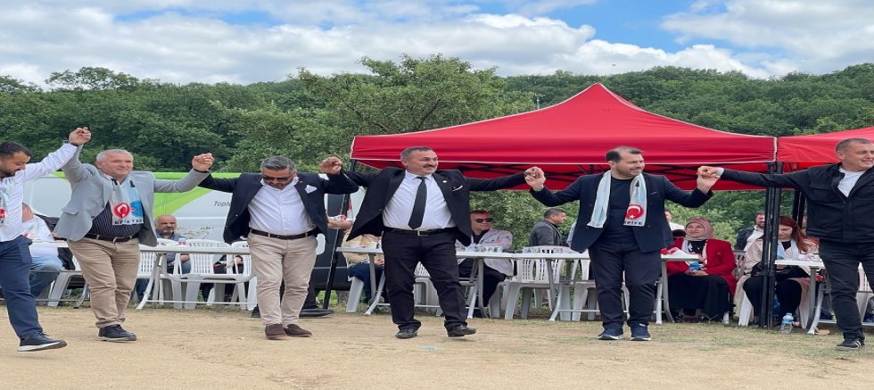 AK Parti Tuzla'da Vites Yükseltti: “Her Kapı Bir Gönül” Ziyaretleri Hız Kesmiyor