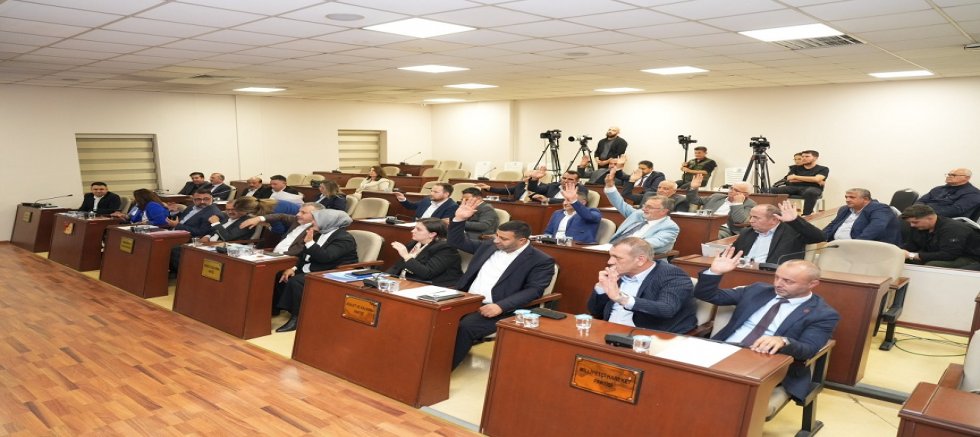 Tuzla Belediyesi’nin 2027 bütçesi oy çokluğuyla kabul edildi