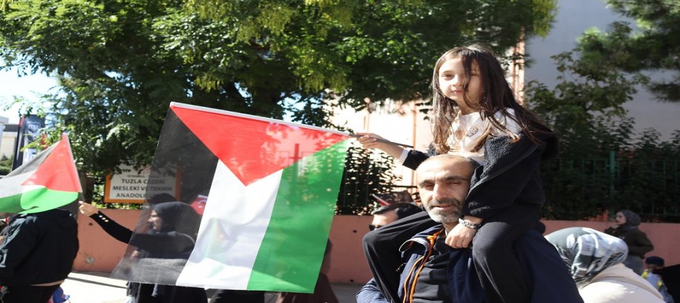 Tuzla’da Çocukların İlk Ders Heyecanı: Âmin Alayı Geleneği Yaşatıldı