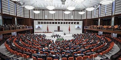 Afet Yeniden İmar Fonu kurulmasını öngören teklif, TBMM Genel Kurulunda kabul edildi