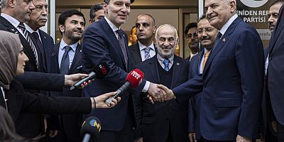 AK Parti, Yeniden Refah Partisi'ni Cumhur İttifakı'na katılmaya davet etti