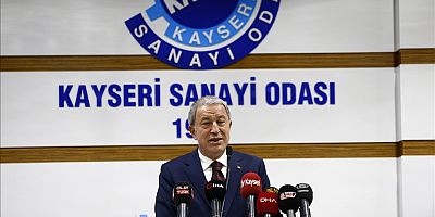 Bakan Akar, Sudan'dan Türk vatandaşlarının tahliyesi için 5 nakliye uçağını görevlendirdiklerini bildirdi