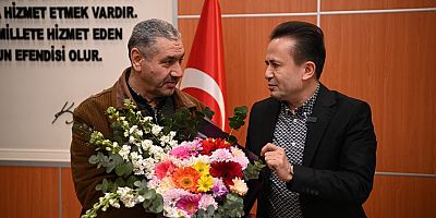 Başkan Yazıcı, 14 yıldır devam ettirdiği geleneği ile 50 bininci vatandaşa ulaştı