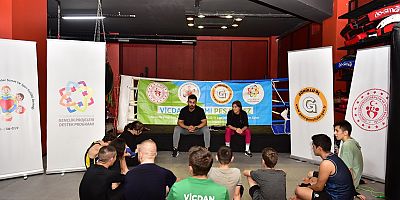 Çocukları Kötü Alışkanlıklardan Kurtarmak İçin Kurulan Spor Kulübü Sporcuları Tuzla Belediyesi Sporcuları İle Bir Araya Geldi 