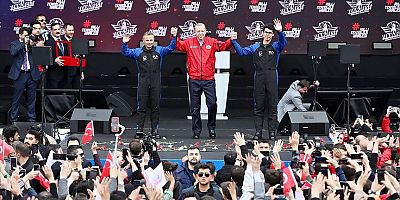 Cumhurbaşkanı Erdoğan Türkiye'nin ilk uzay yolcularını açıkladı