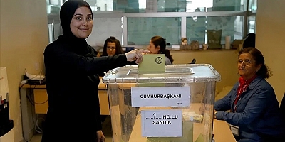 Cumhurbaşkanı Seçimi'nin ikinci turu için sınır kapılarında oy verme işlemi sürüyor
