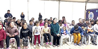 Depremin Yaraları Çocuk Etkinlikleri İle Sarılıyor