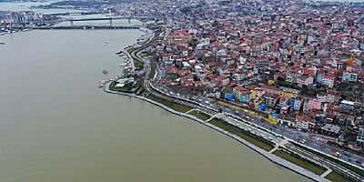Haliç'te geçmişe dönüş! Korkutan görüntü