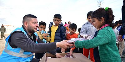Hataylı Depremzede Çocukların Oyuncak Mutluluğu