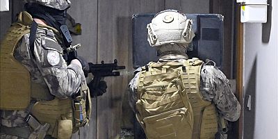 İstanbul merkezli 18 ilde siber dolandırıcılık operasyonu: 132 gözaltı