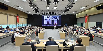 İstanbul Valisi Yerlikaya: İstanbul’un mavi kategoriye girmesi için 783 bin 468 hemşehrimizin daha aşı olması gerekiyor