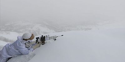 Kahraman komandolar Tunceli dağlarını teröristlere dar ediyor
