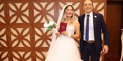 Meryem-Recai Demir Çifti Dünya Evine Girdi