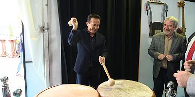 Türk Dünyası’nın Geleneksel Halk Çalgıları Tuzla’da Sergileniyor