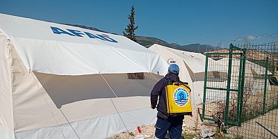 Tuzla Belediyesi Ekipleri, Çadır Kentlerde Dezenfekte Çalışmaları Yapıyor