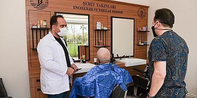 Tuzla’da İhtiyaç Sahibi ve Dezavantajlı Vatandaşlar İçin Ücretsiz Berber Hizmeti