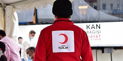Tuzla’da ‘Kan Ver Can Ver’ Kan Bağış Etkinliği Düzenlendi