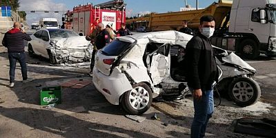 Tuzla'da kaza: 1 ölü 4 yaralı