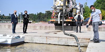 Tuzla’da Müsilaj Temizleme Çalışmaları Devam Ediyor