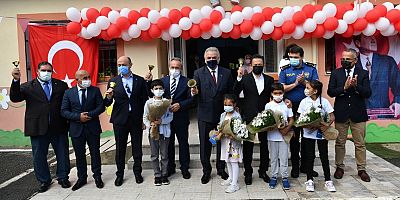 Tuzla’da Yeni Eğitim Öğretim Yılı Törenle Başladı