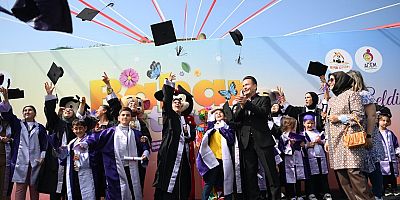 Tuzla’daki Bahar Festivaline Binlerce İstanbullu Akın Etti