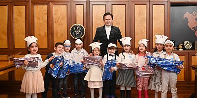 Tuzlalı Miniklerden Başkan Yazıcı’ya Tıp Bayramı Sürprizi