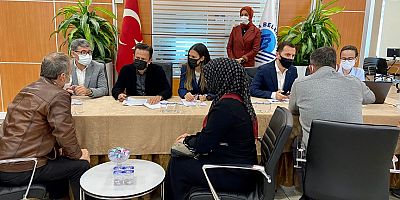 Vatandaşlarımızı can kulağı ile dinliyoruz