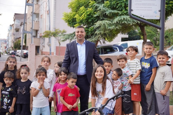 Tuzla’da çocuklar yeni eğitim yılına şenlikle başladı